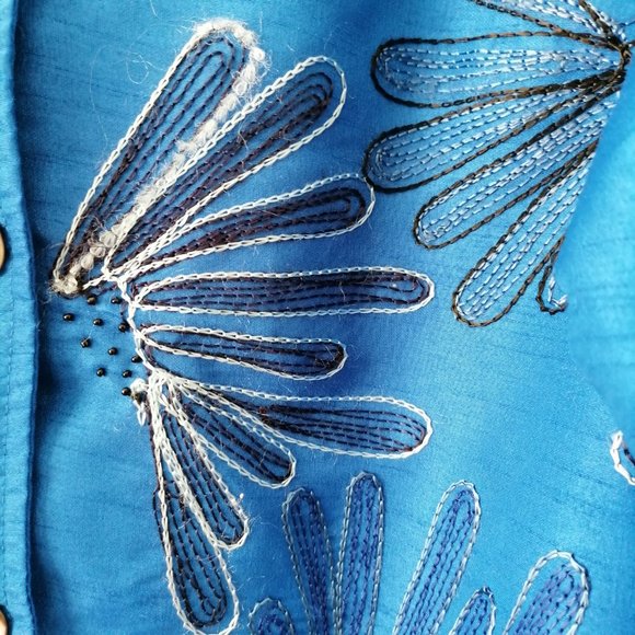 BFA Classics Womens Blue Embroidered Beaded Floral Button Up Shirt Size 2X - Picture 4 of 7
